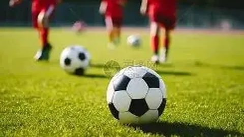 陈梦漫步街头，美景如画令人沉醉