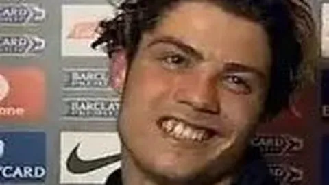 中年女人明显心动的信号，无法隐藏的真实联络时刻。